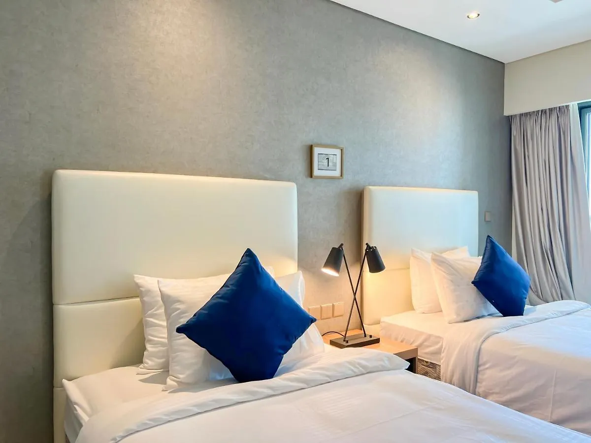 Luton Vacation Homes - Damac Paramount 2Br High Floor, Business Bay, Dubai 61Ab06 0*,  United Arab Emirates